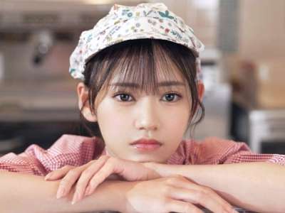 アイドル級ロリ美少女がえちえちSEX！ロングタイム着衣ベロチュー！乳首責め騎乗位ックス！_の画像