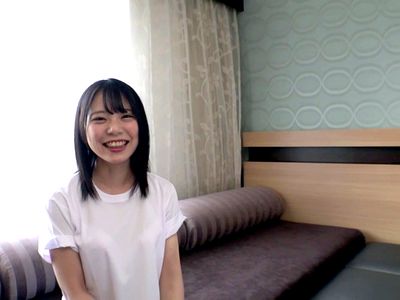 【山下茉央】素人企画でツヤツヤ黒髪JKがエロSEX！パンツ内手マン！軽イラマチオ！制服着衣ハメックス！_の画像