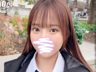 素人企画で巨乳の制服娘がえちえちSEX！パンツ内手マン＆パンツ半脱ぎバイブ責め！制服着衣ハメックス！_の画像