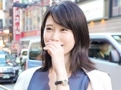 企画ナンパされたスレンダー美人がえちえちSEX！乳首舐め手コキ！うねり腰で痴女りグラインド騎乗位！_の画像