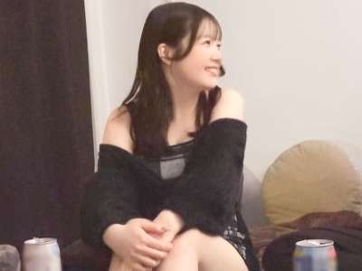 ヤリ部屋で色白ぽっちゃりお姉さんがえちえちSEX！その様子を隠しどり！パンずら正常位でアクメックス！_の画像