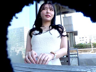 素人企画で清楚系エロカワ美人がえちえちSEX！脇見せプレー脇舐められ！柔まんこパンずら正常位ックス！_の画像