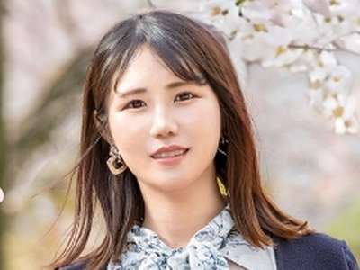 素人企画でセックスレス人妻がえちえちSEX！黒ソファ正常位！ケツ見せ突き上げ騎乗位…