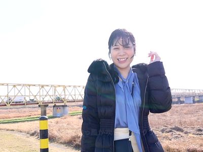 素人企画でロリ美人妻がえちえちSEX！チュッチュキス！M字開脚ユサユサ乳揺れ正常位でアクメックス！_の画像